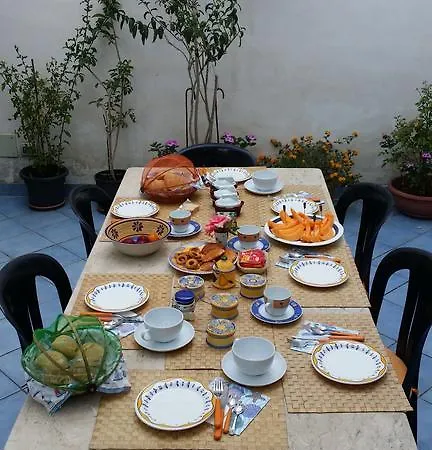 Albatros Bed & Breakfast *