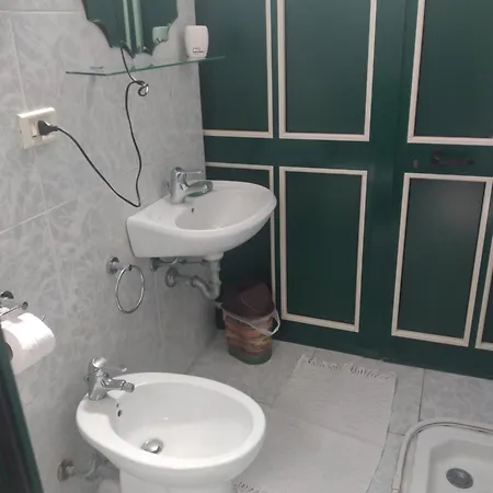 Albatros فندق مبيت وإفطار 4*